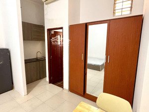 phòng full nội thất hẻm xe hơicó ban công, bếp ngoài, không chung chủ