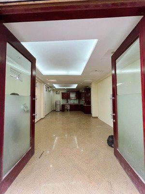 cho thuê mặt bằng, văn phòng ngõ trịnh công sơn 55m2
