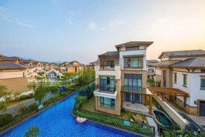 chiết khấu 21.3% - nhà phố biển - sở hữu vĩnh viễn bàn giao full nội thất
