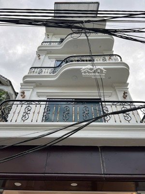 cho thuê nhà nguyên căn .kẻ tạnh giang biên .72 m .6 tầng .full đồ .ở sướng