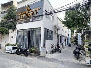 cho thuê phòng có mặt bằng giá 9,5tr lh: 