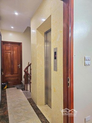 bán nhà riêng tại bạch mai, hai bà trưng 23 tỷ, 75m2, hàng hiếm tại hot! thang máy cao cấp.