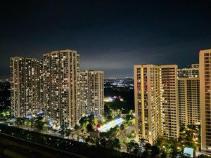 bán gấp căn hộ chung cư 2pn masteri centre point vinhomes quận 9 giá 4 tỷ 350 bao hết