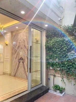 bán nhà riêng tại mỹ đình, 7 tỷ, 32m2, 3pn, 3wc, 5 tầng, đầy đủ nội thất