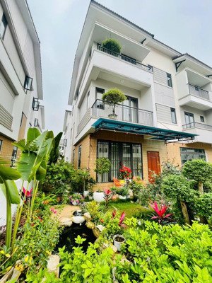 bán nhà phố 120m² vsip bắc ninh - sổ hồng chính chủ - bùng nổ đón sóng hạ tầng