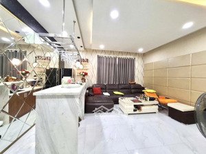 bán nhà quận 8, dương bá trạc hxh 8m ngang lớn 8m thang máy 4 tầng nhà kỷ sư thiết kế đẹp khó tả
