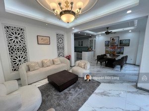 chính chủ cho thuê căn villa mới tinh phường thảo điền q2, dt 150m2 đầy đủ nội thất chỉ 75 triệu
