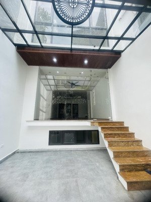 bán nhà lò đúc - trần khát chân - ngõ thông 2 mặt ngõ - 68m2 x 6 tầng - thang máy. giá bán 13.45 tỷ