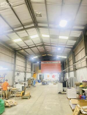 Cho thuê kho xưởng 400m2 gần UB Thạnh Xuân Quận 12