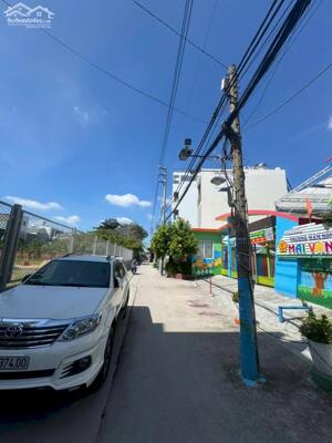 Bán đất hẻm xe hơi thông giá rẻ Thạnh Xuân 33 Quận 12
