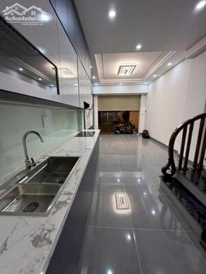 NHÀ 5 TẦNG - NGỌC TRÌ - THẠCH BÀN - LONG BIÊN NHÀ MỚI XÂY - AN SINH ĐỈNH - GẦN CÔNG VIÊN