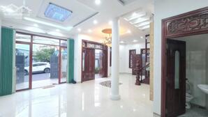 Bán nhanh nhà phố trung tâm Nha Trang chỉ hơn 8ty