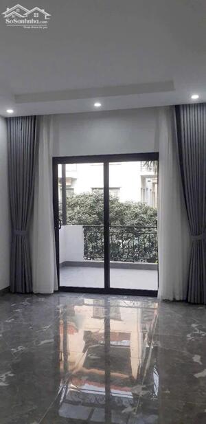 Chính chủ bán Mặt phố Xã Đàn giá 28 tỷ, 41mx5 tầng, Hè rộng thênh thang.