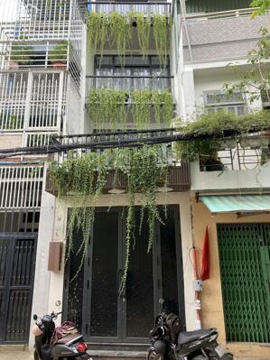 Bán nhà Nguyễn Trọng Tuyển, Lê Văn Sỹ, Quận Tân Bình , 35m2, 4 tầng, 7.x tỷ.