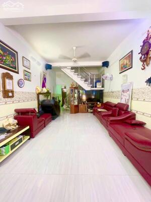Bán Nhà 1 Trệt 1 Lầu DT 4m1x18m, Vị trí 2 đường Lý văn Sâm, Phường Tam Hiệp.
