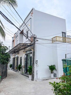 Bán nhà 1T1L mới (3 PHÒNG NGỦ), TẶNG NỘI THẤT, GẦN CHỢ DA LIỄU