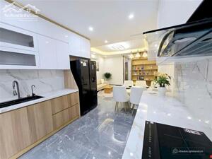 BÁN GẤP NHÀ LÔ GÓC5 tầng- 31m²- CHỈ CÓ 7 TỶHÀ CẦU, HÀ ĐÔNGSIÊU THOÁNG- GẦN HỒ ĐIỀU HÒA