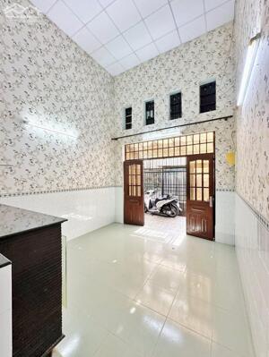 Bán nhà lầu lửng, Hẻm sạch sẽ, gần Siêu thị (Hẻm 28 Mậu Thân, gần siêu thị Lotte)
