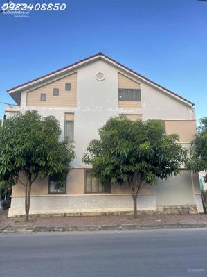 Cho thuê nhà mặt phố 42-Đường Nguyễn Cảnh Hoan, Vinh, Nghệ An, 14 triệu, 110m2 chỉ với giá ưu đãi