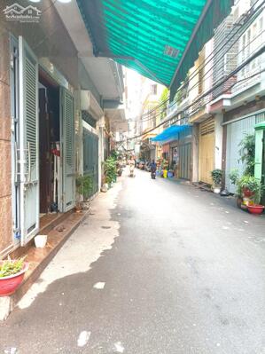 Cầu Giấy Lô góc 38m x5T, MT 4.6m, Ô tô đỗ, Kinh doanh, 17 tỷ