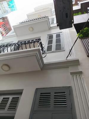 Nhà đẹp Minh Khai, 37m2 x 5 tầng, lô góc, 3PN, hàng xóm Timecity - Imperia, Nhỉnh 7 tỷ