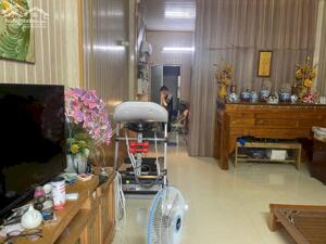 ️️️Bán đất tặng nhà Cam Lộ, trục đường thông, ôtô đỗ cửa giá chỉ 2,x tỷ -