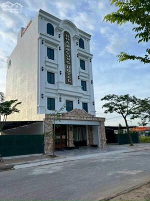 Bán liền kề 13 đối diện trung tâm thương mại cienco5 Mê Linh.