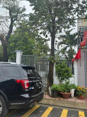 Bán nhà mặt tiền Tân Hiệp 32 ,HM , DTx 294 m2 . Giá chỉ 8.5 tỷ (TL)