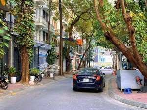 bán nhà phố xuân quỳnh, trung hoà, cầu giấy; 82m2, 42 tỷ, sổ sẵn, giao dịch ngay.