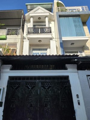 xoay vốn kinh doanh bán gấp nhà trần quang diệu - p14 - quận 3. gần bệnh viện an sinh. 3tỷ260/66m2