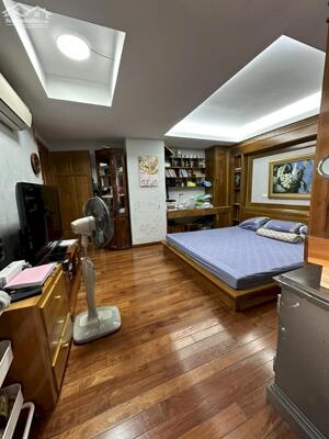 Bán căn hộ chung cư Nam Trung Yên 60m2 có 2PN - 1WC nhà đẹp về ở luôn, giá 4.1 tỷ