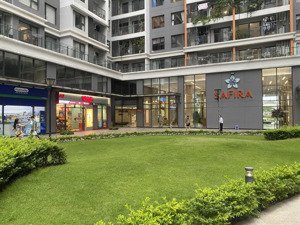 bán shophouse safira khang điền sẵn hđt winmart 75triệu/ tháng, sẵn sổ đỏ sang tên ngay.