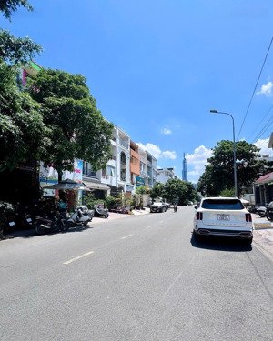 cần tiền đầu tư nên bán nhà ngay song hành, an phú, q2. dt 5x20m 3 tầng. giá thiện chí thương lượng