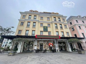 bán khách sạn lô góc 5 tầng 52 phòng 600m2 trung tâm du lịch bãi cháy, hạ long. cách bãi tắm 100m