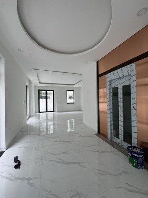 22tr/tháng với căn nhà phố 84m2 x 5 tầng, có máy lạnh tại vinhomes grand park