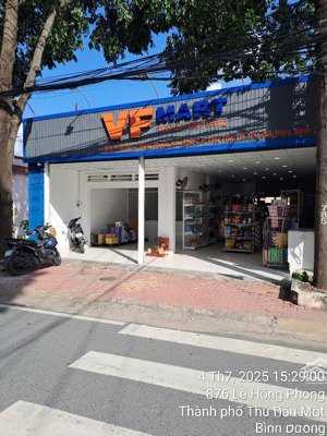 mặt bằng kèm 2 căn nhà chính chủ 240m2, 25 triệu vnd/th tại lê hồng phong, phú thọ, thủ dầu một