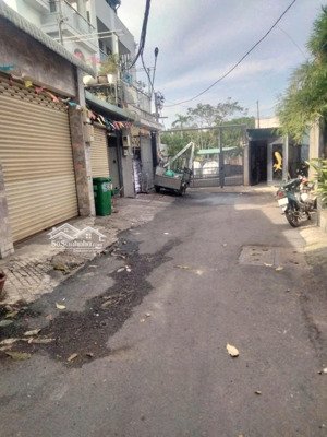 cho thuê kho xưởng đường tam châu hẻm tải gần bv thủ đức ưu tiên lâu dài 174m2