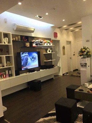 em cần bán căn hộ dt 97m2 gồm 3 p ngủ toà ct1 cc nam đô 609 trương định - hoàng mai, full nội thất