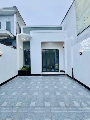 vị trí: nằm ngay gần chợ bình chánh cách quốc lộ chỉ 5p di chuyển giá 970tr