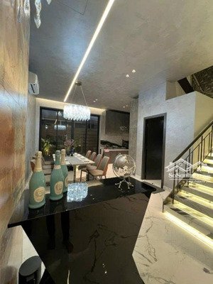 chủ bán gấp biệt thự mỹ giang, phú mỹ hưng - rẻ & đẹp nhất khu - 7x18m chỉ 39 tỷ 