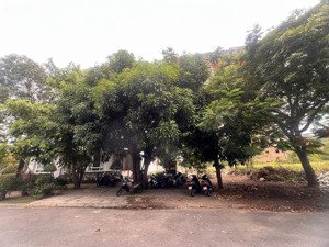 cần bán lô đất 1000 m2 quy hoạch xây khách sạn tại kđt biển an viên khánh hoà