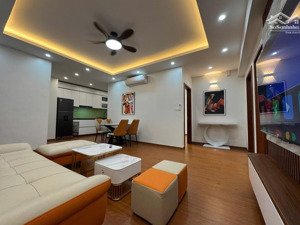 bán căn hộ toà 17t11 kđt trung hoà nhân chính, 6.9 tỷ, 100m2, 3 pn, 2wc, lô góc thoáng rộng