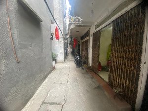 đất 126m-20.5 tỷ phân lô lạc long quân -ngõ to, cách ô tô tránh chỉ 10m -đi bộ 150m- giá đầu tư