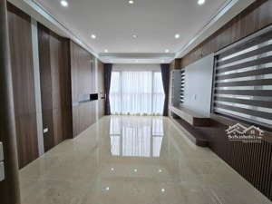 bán nhà phố nguyễn văn linh, 45m2- 6 tầng- mt4m- 10tỷ hơn, lô góc, gara ô tô, thang máy