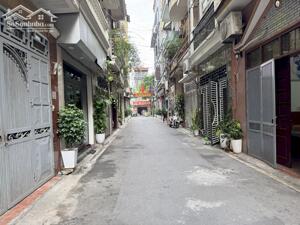 Cần bán 75m2 tặng nhà 3 tầng mặt ngõ 14 Sài Đồng. Đường ô tô tránh, xung quanh bạt ngàn tiện ích