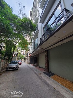 bán đất xuân đỉnh - phạm văn đồng - cv hoà bình. 70m2. mt 5m. ngọc thông. ô tô tránh. giá 215tr/m2