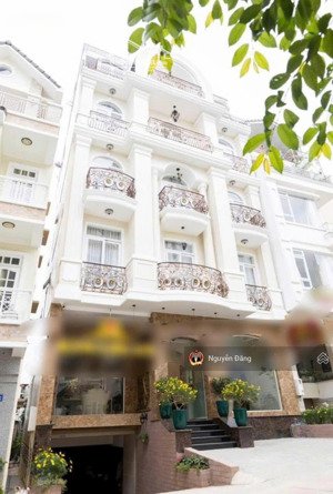 bán khách sạn khu golf valley đà lạt pháp lý chuẩn, kinh doanh ngay