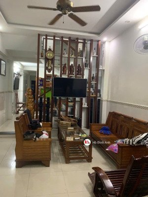 bán nhà 2 tầng 2 mê kiệt ô tô đường nguyễn hoàng trung tâm tp