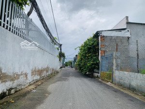 cần bán gấp lô đất thổ cư, giá chỉ 5,5tr/m2, ngang 14,5m, đường 5m ô tô ra vào thoải mái