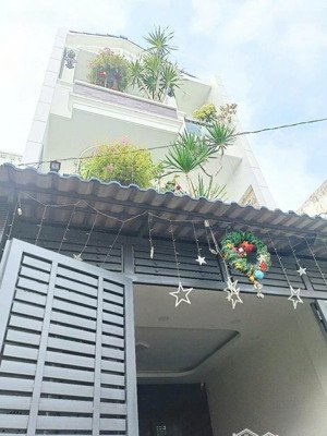bán nhà đẹp 1 trệt 2 lầu, hẻm đường dương đình hội, phước long b, q9, nội thất cao cấp, sân ô tô